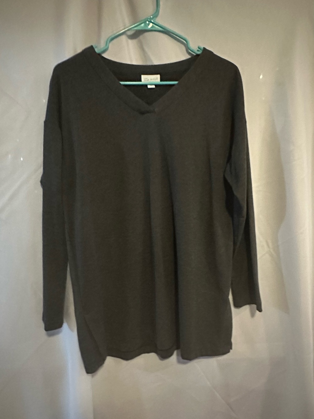 J Jill pureJill Lux Tencel V-Neck Long Sleeve Women's Sweater in Charcoal